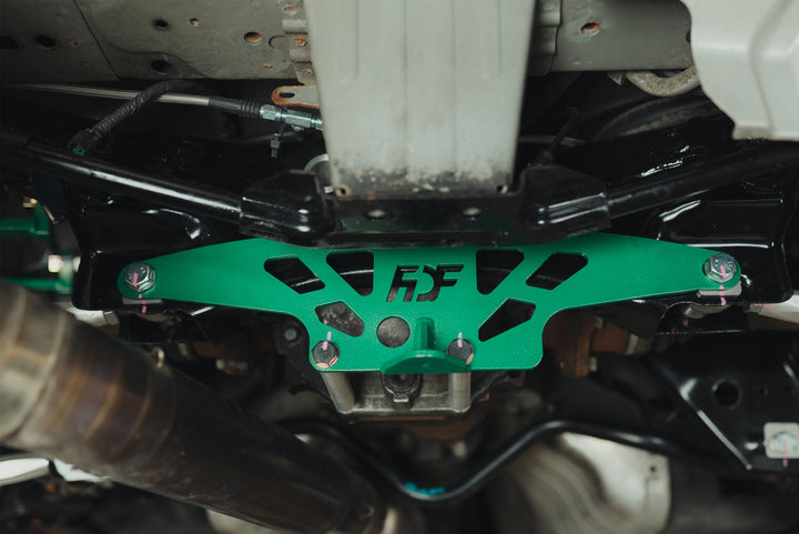 Nissan 370Z/ G37 Diff Brace