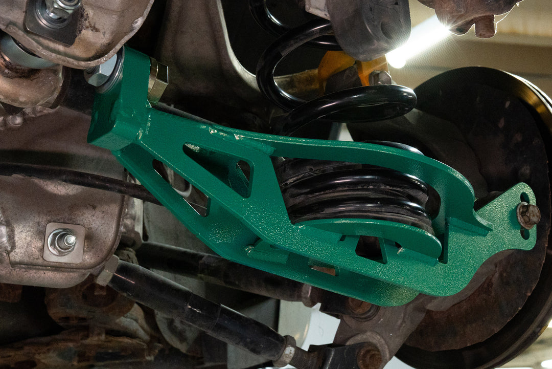 Nissan 350Z/G35/370Z/G37 Rear Mid Link (Spring Arm)