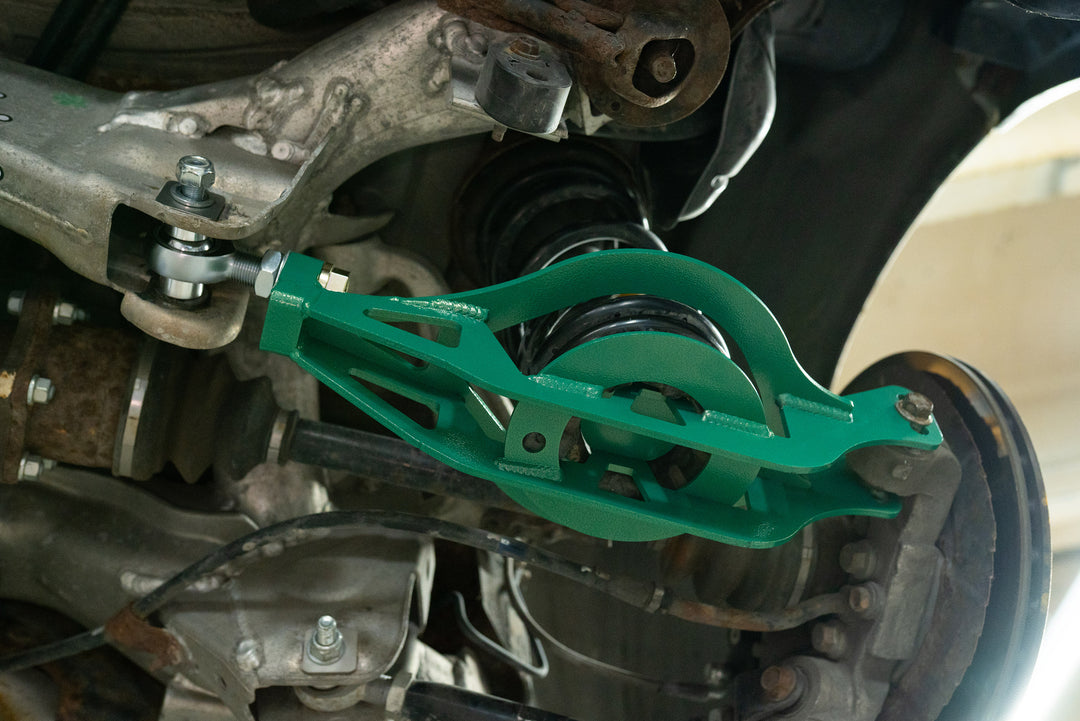 Nissan 350Z/G35/370Z/G37 Rear Mid Link (Spring Arm)