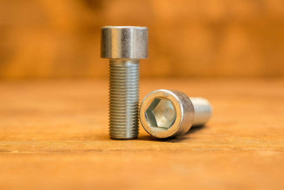 m16x1.5 steering rack bolt