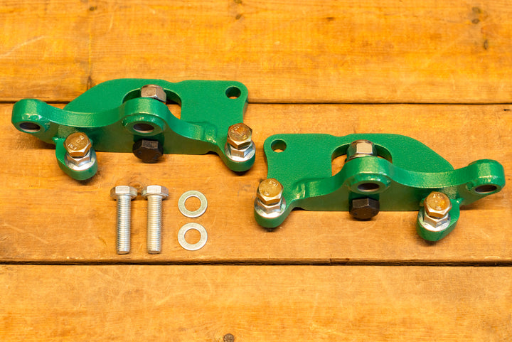 E46 Mini Mantis adaptor showing the OEM ball joint mounting