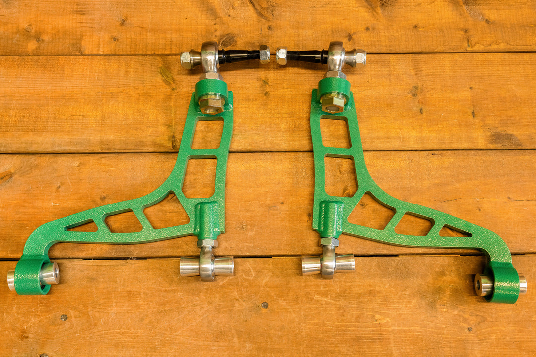 is300 rear upper control arms that are adjustable