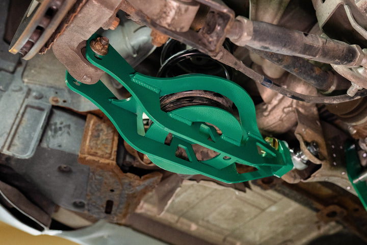 on car of the rear 350z spring bucket
