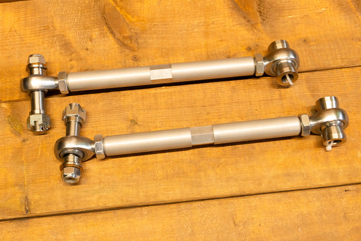 Rear toe arms for the Soarer SC300 multilink kit